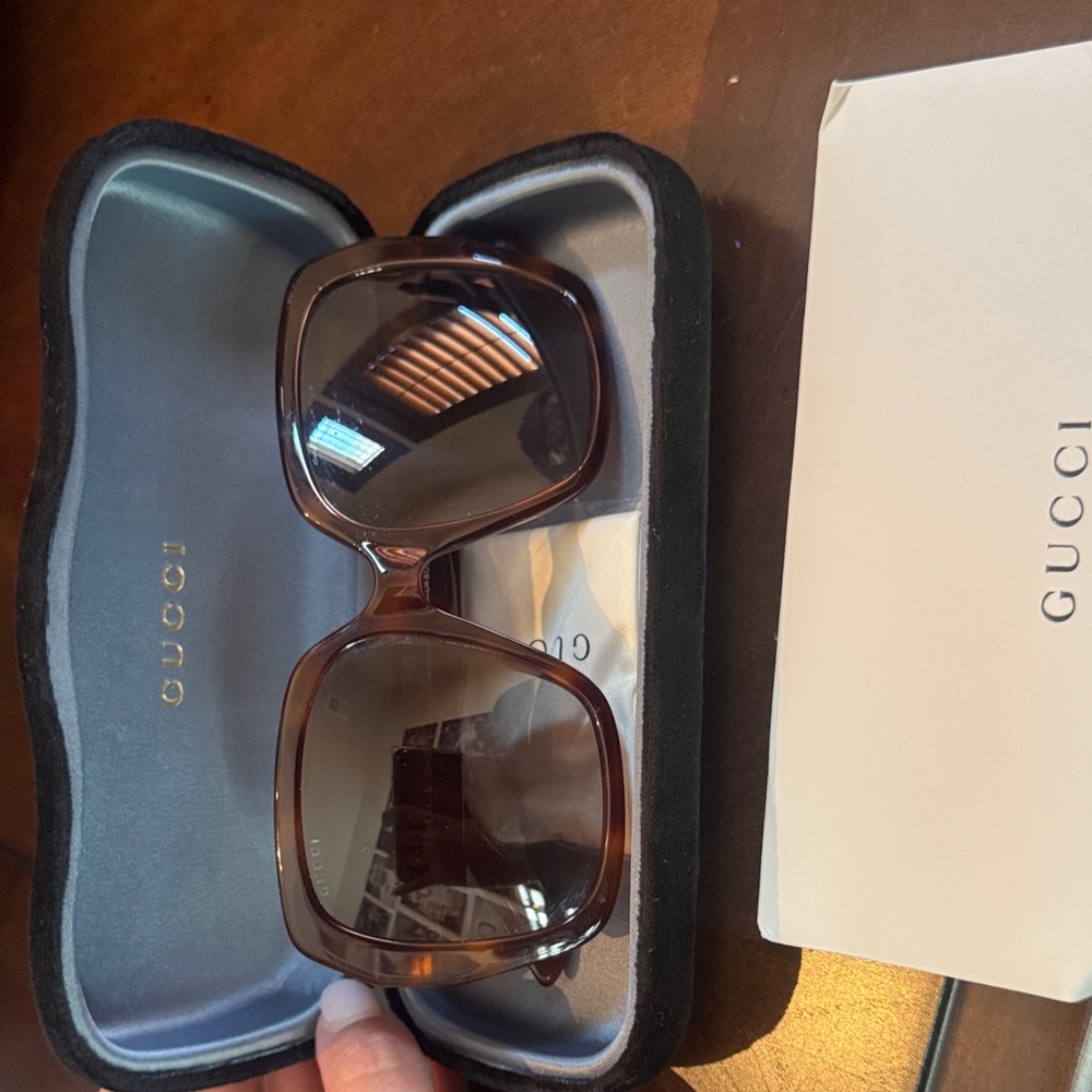 Gucci Tortoiseshell Oversized Sunglasses